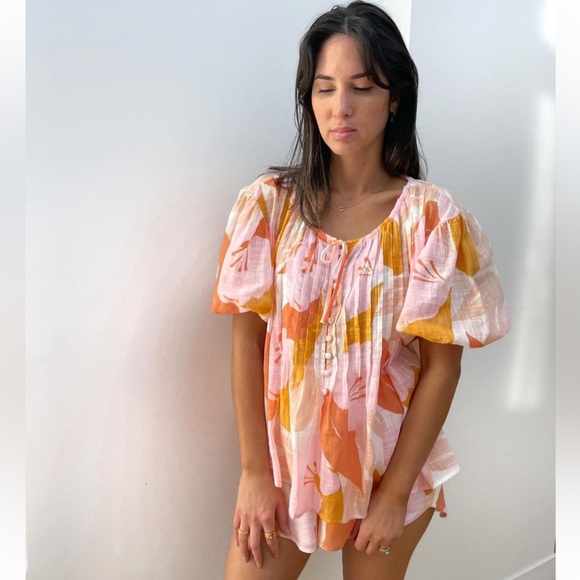 Leta Set - Picture 3 of 10